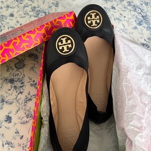 Tory Burch Black Caroline Ballet Flats Size 6